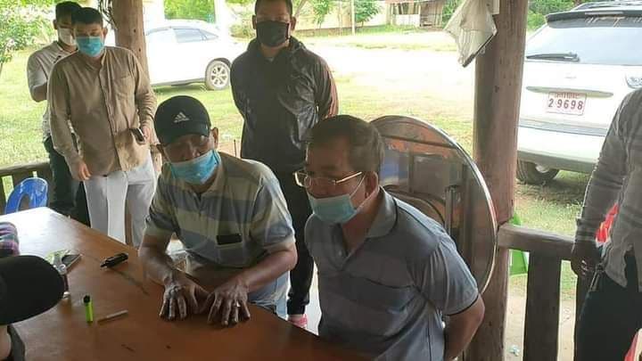 ​បុរស​ចំនាស់​ម្នាក់​សម្លាប់​ប្រពន្ធ​នៅ​ខណ្ឌ​សែន​សុខ រួច​ដឹក​សព​ទៅ​ផ្លុង​ចោល​នៅ​ខេត្ត​ត្បូងឃ្មុំ រត់គេច​ខ្លួន​ទៅសំងំ​នៅ​ស្រុក​រតនមណ្ឌល ខេត្ត​បាត់ដំបង ត្រូវ​កម្លាំង​នគរបាល​តាម​ចាប់ខ្លួនបាន​