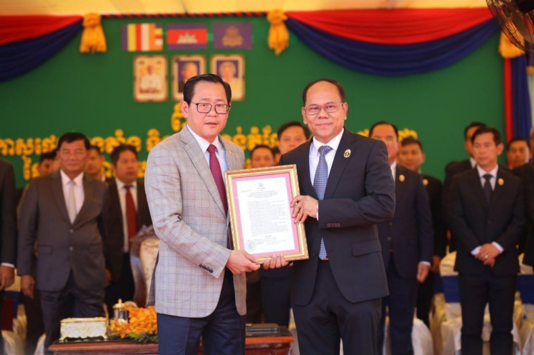 ឧបនាយករដ្ឋមន្ត្រី កើត រិទ្ធ អញ្ជើញ​ប្រកាស​តែងតាំង និង​ចូល​កាន់​មុខតំណែង​ព្រះរាជអាជ្ញា​អម​សាលាដំបូង​ខេត្ត​ព្រះវិហារ​, លោក ធុច បញ្ច​សន្តិភាព ជំនួស​លោក ទី សុវិនថាល់​