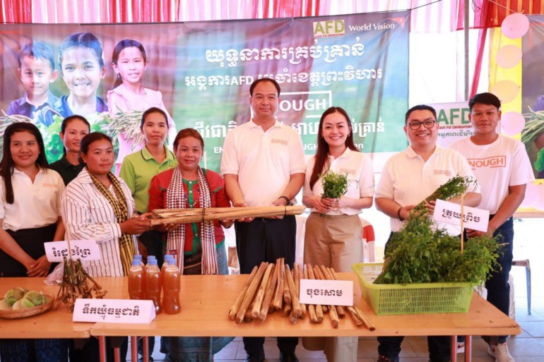 រដ្ឋបាល​ខេត្ត​ព្រះវិហារ រៀបចំ​ពិធី​យុទ្ធនាការ​គ្រប់គ្រាន់​ក្រោម​ពាក្យស្លោក «​ជីវភាព​គ្រប់គ្រាន់ អាហារ​គ្រប់គ្រាន់​»!